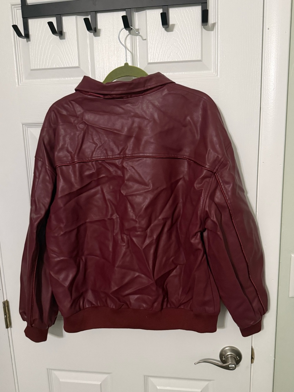 Princess Polly Jacket - Picture 2 of 3